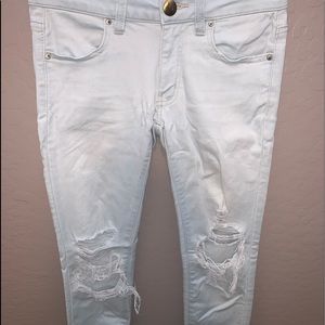 Mid-Rise light-wash Jeans